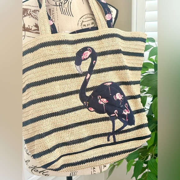 Vera Bradley Flamingo Fiesta Beach Straw Appliqué Tote - Picture 2 of 8